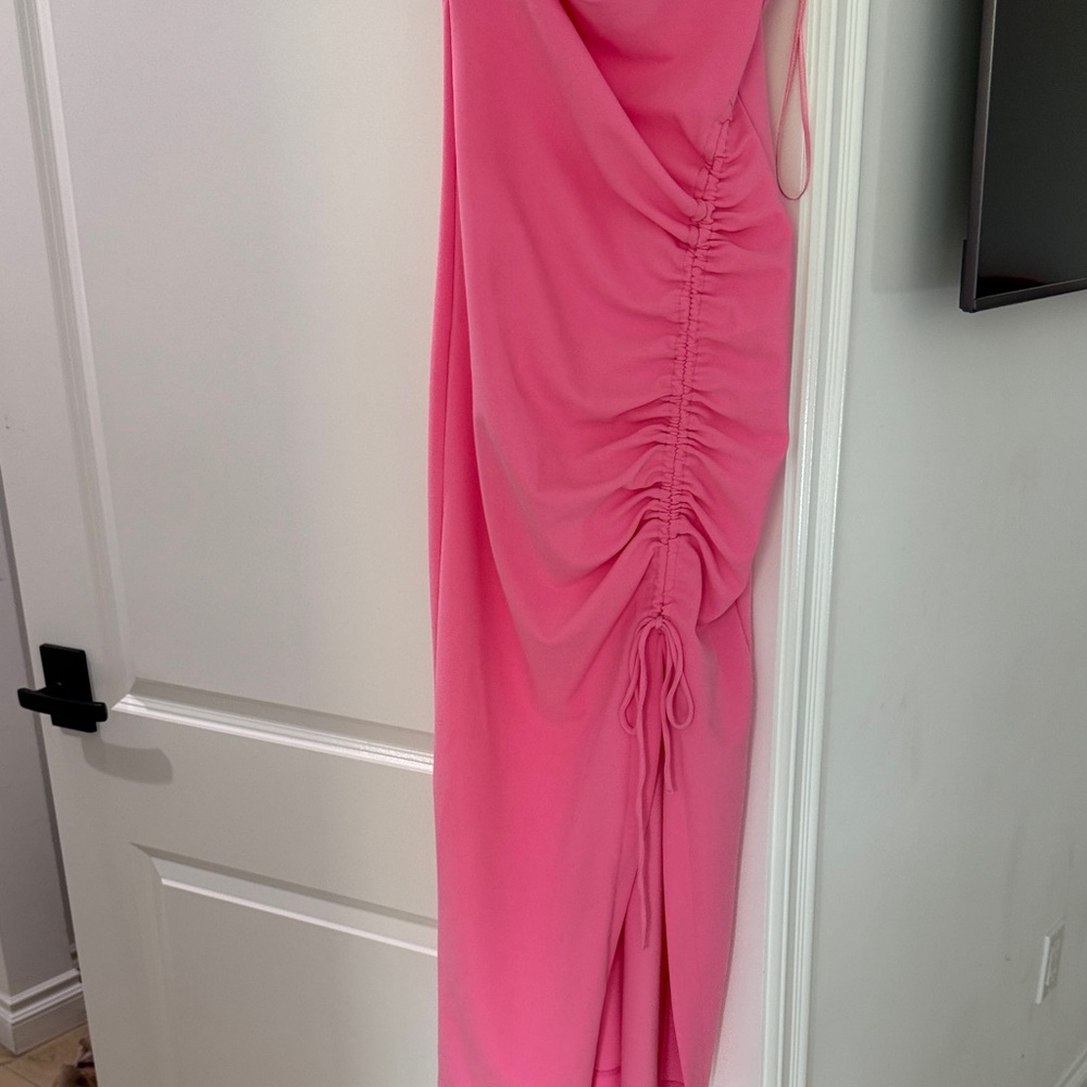 Zara vibrant Pink dress - Picture 7 of 9